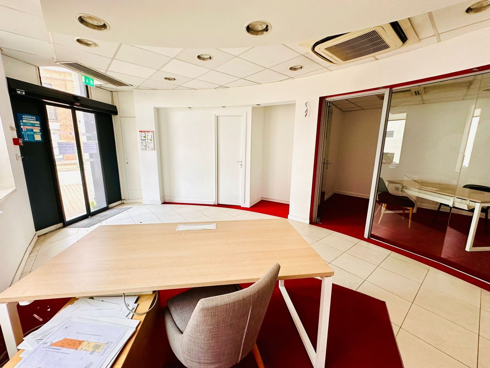 Photo 59650 VILLENEUVE-D’ASCQ – QUARTIER CENTRE-VILLE – IMMEUBLE AVEC POTENTIEL DE DÉVELOPPEMENT / HABITAT / OU CREATION D’ESPACES LOCATIF