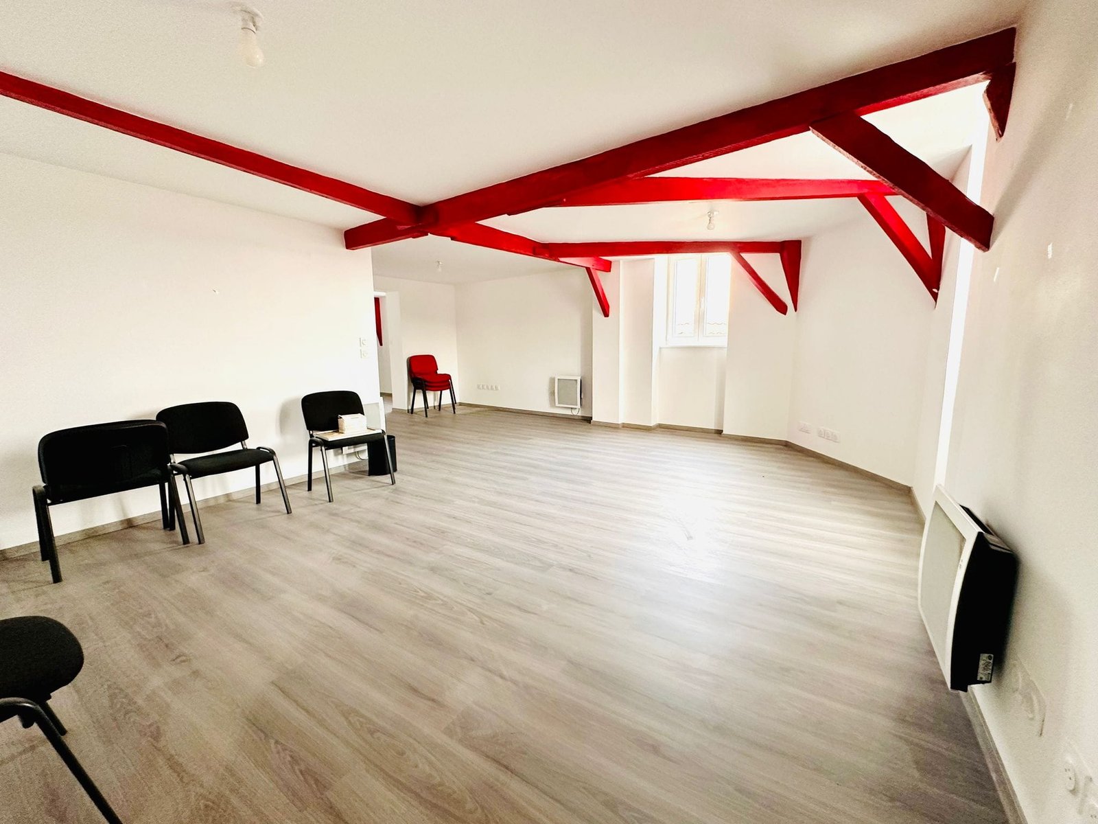 Photo 59650 VILLENEUVE-D’ASCQ – QUARTIER CENTRE-VILLE – IMMEUBLE AVEC POTENTIEL DE DÉVELOPPEMENT / HABITAT / OU CREATION D’ESPACES LOCATIF