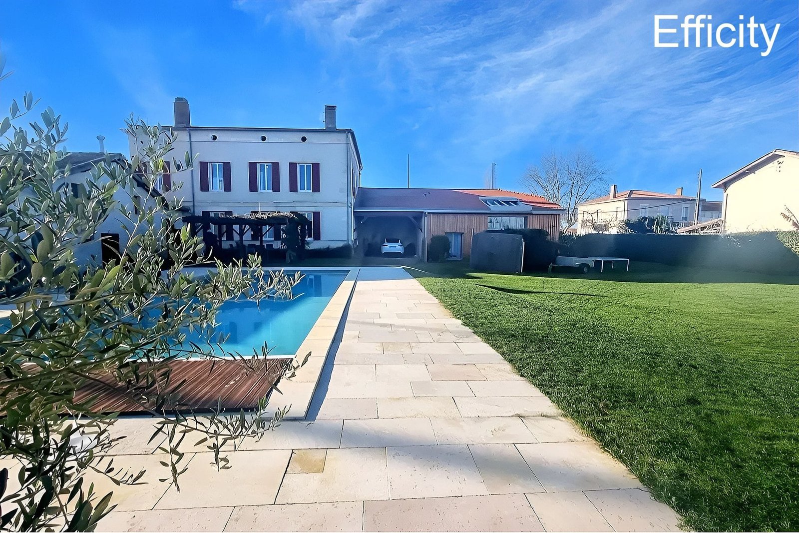 Photo 33470 – GUJAN-MESTRAS – PROPRIETE D’EXCEPTION – 14 PIÈCES – 10 CHAMBRES – 383 M² – AVEC TERRASSE, PISCINE ET JARDIN ARBORÉ