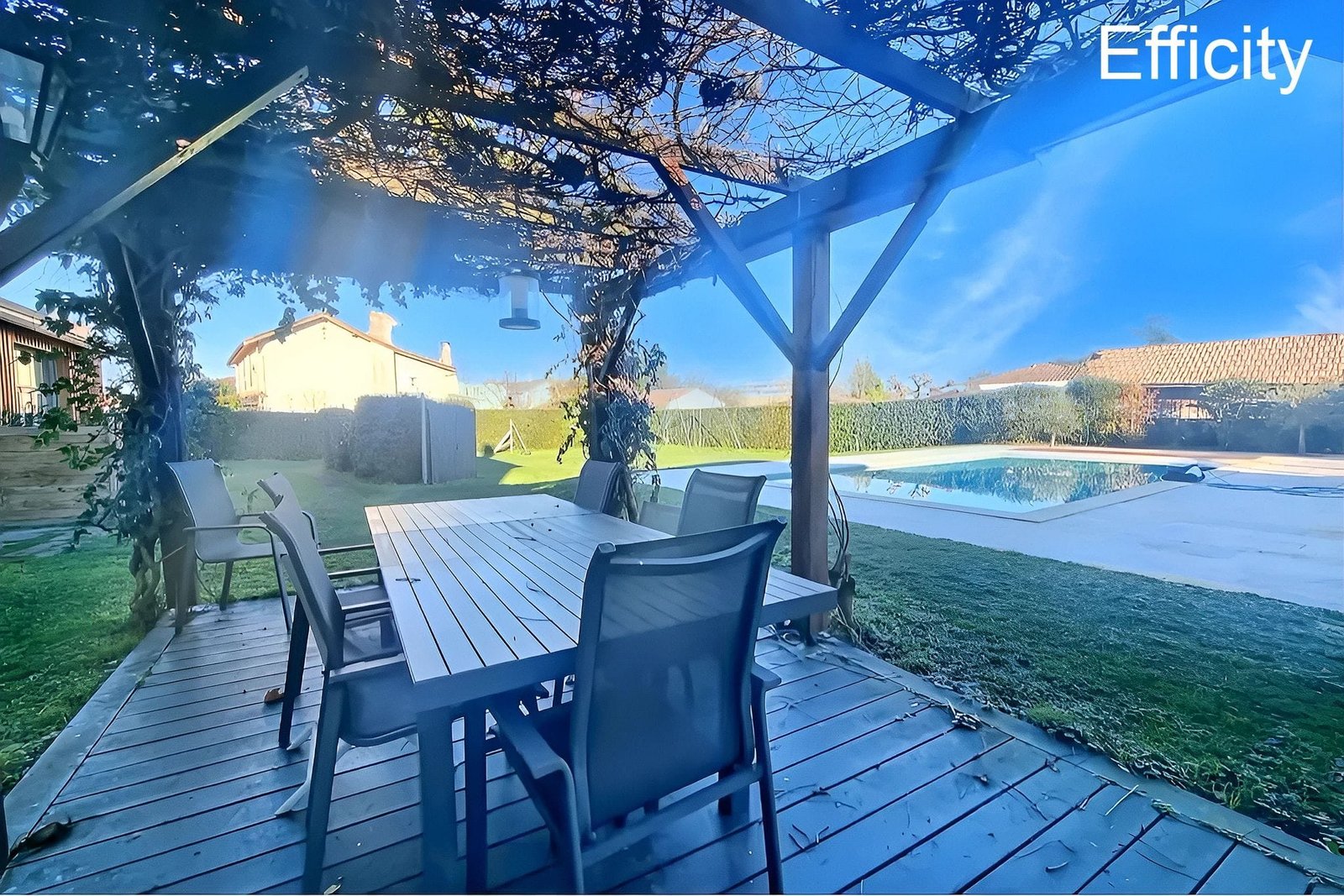 Photo 33470 – GUJAN-MESTRAS – PROPRIETE D’EXCEPTION – 14 PIÈCES – 10 CHAMBRES – 383 M² – AVEC TERRASSE, PISCINE ET JARDIN ARBORÉ