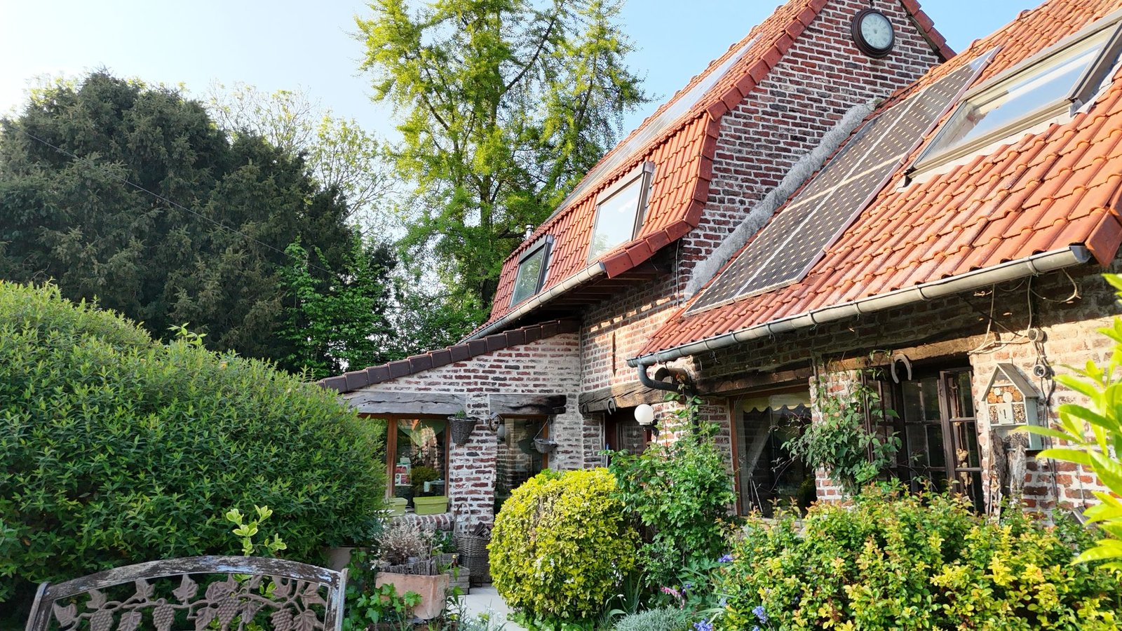 Photo 59113 Martinsart Seclin / Attiches QUARTIER RESIDENTIEL - 6 PIECES - 3 CHAMBRES -236 m2 - MAISON DE FAMILLE INDIVIDUELLE AVEC TERRASSE ET SAUNA