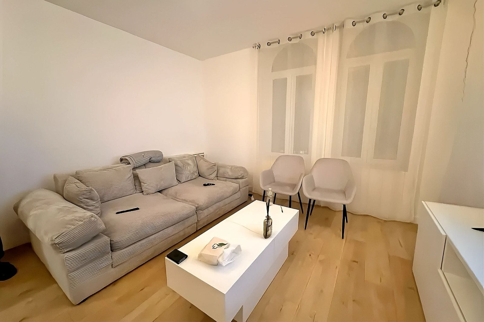 Photo 59000 – LILLE – 10 APPARTEMENTS – 255.0M² – IMMEUBLE DE CARACTÈRE AVEC COUR INTÉRIEURE