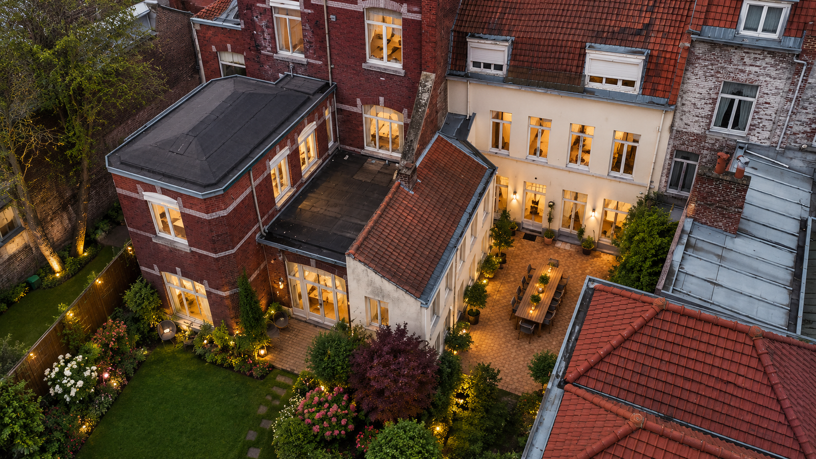 Photo 59100 ROUBAIX – MAISON BOURGEOISE DE CARACTÈRE – 259 M² – Izy Immo