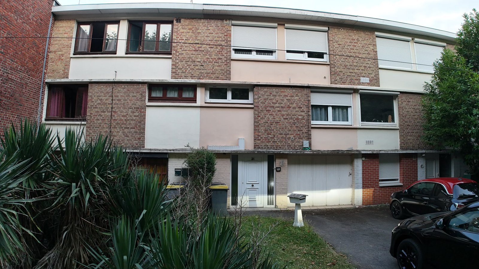 Photo 59650 - EXCLUSIVITÉ – IMMEUBLE DE RAPPORT – 5 LOGEMENTS – VILLENEUVE-D'ASCQ – FORTE RENT... – Izy Immo