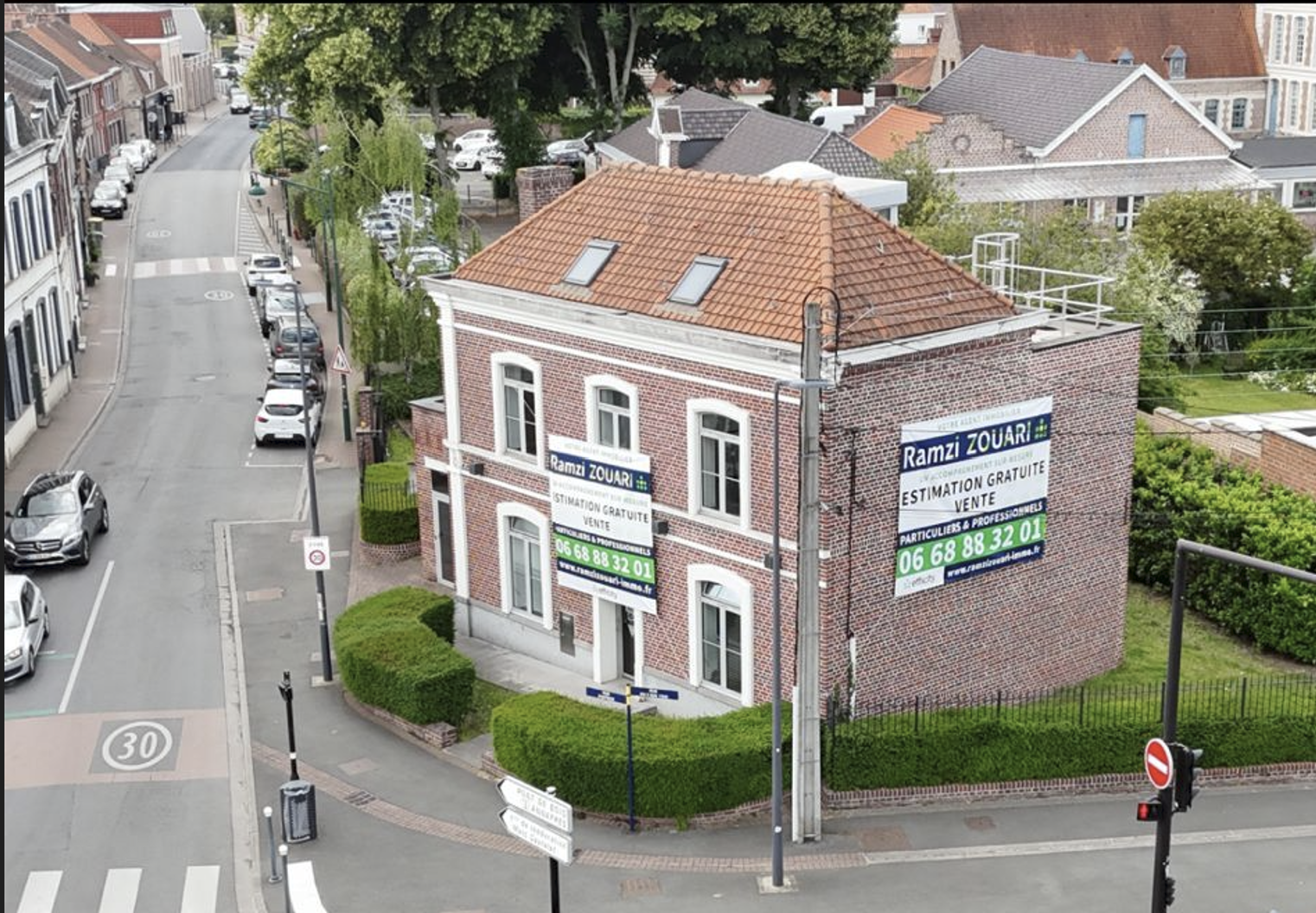 Agence IZY Immobilier à Villeneuve-d'Ascq - vue aérienne - Ramzi Zouari agent commercial immobilier Efficity